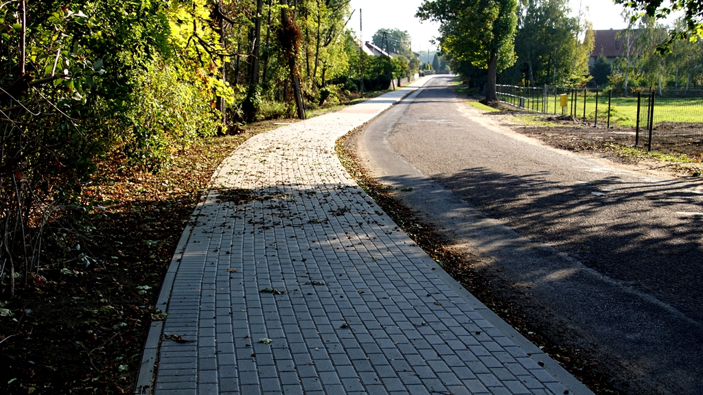 Nowe chodniki w Stawie i Młodziejewicach