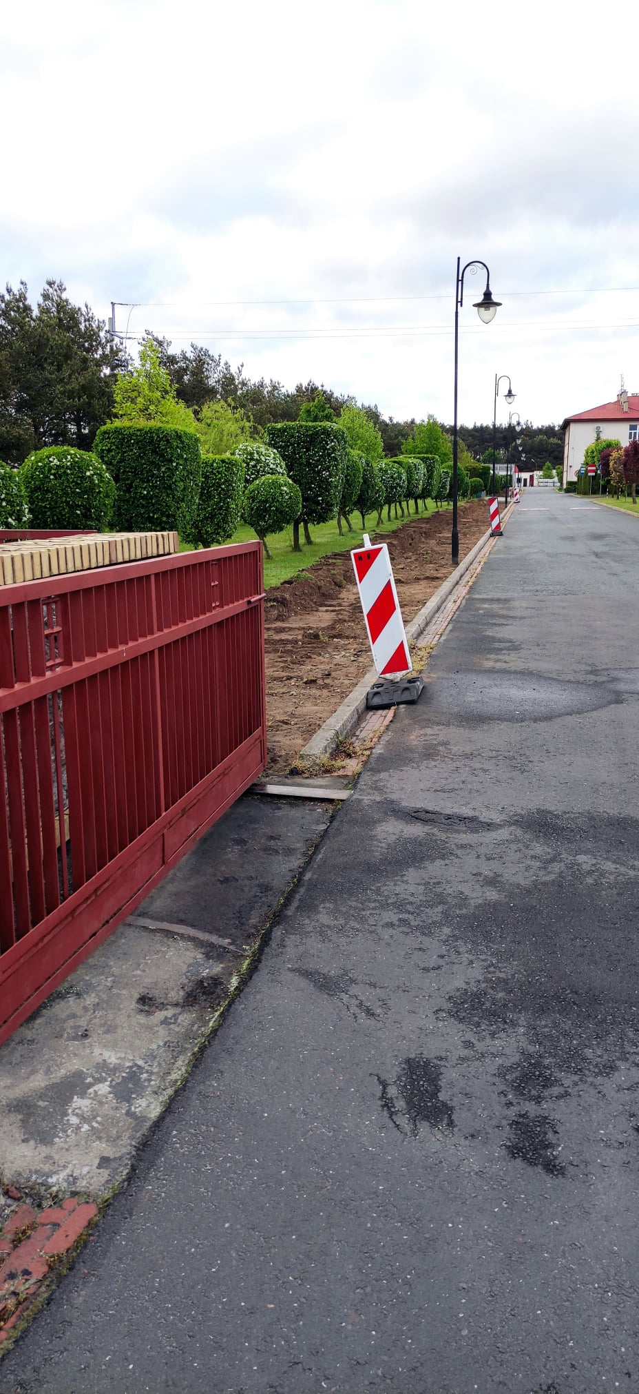 Będzie bezpieczniej przy zagórowskich szkołach