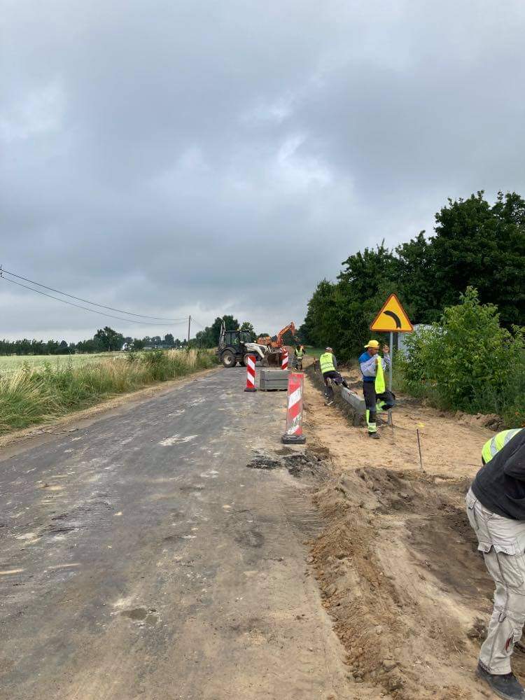 Kolejne inwestycje drogowe w powiecie